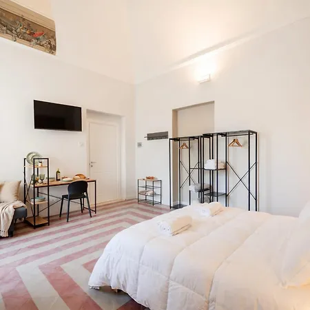 Hub 3 Aparthotel